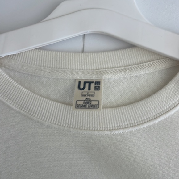 Uniqlo x KAWS crew - Picture 2 of 5